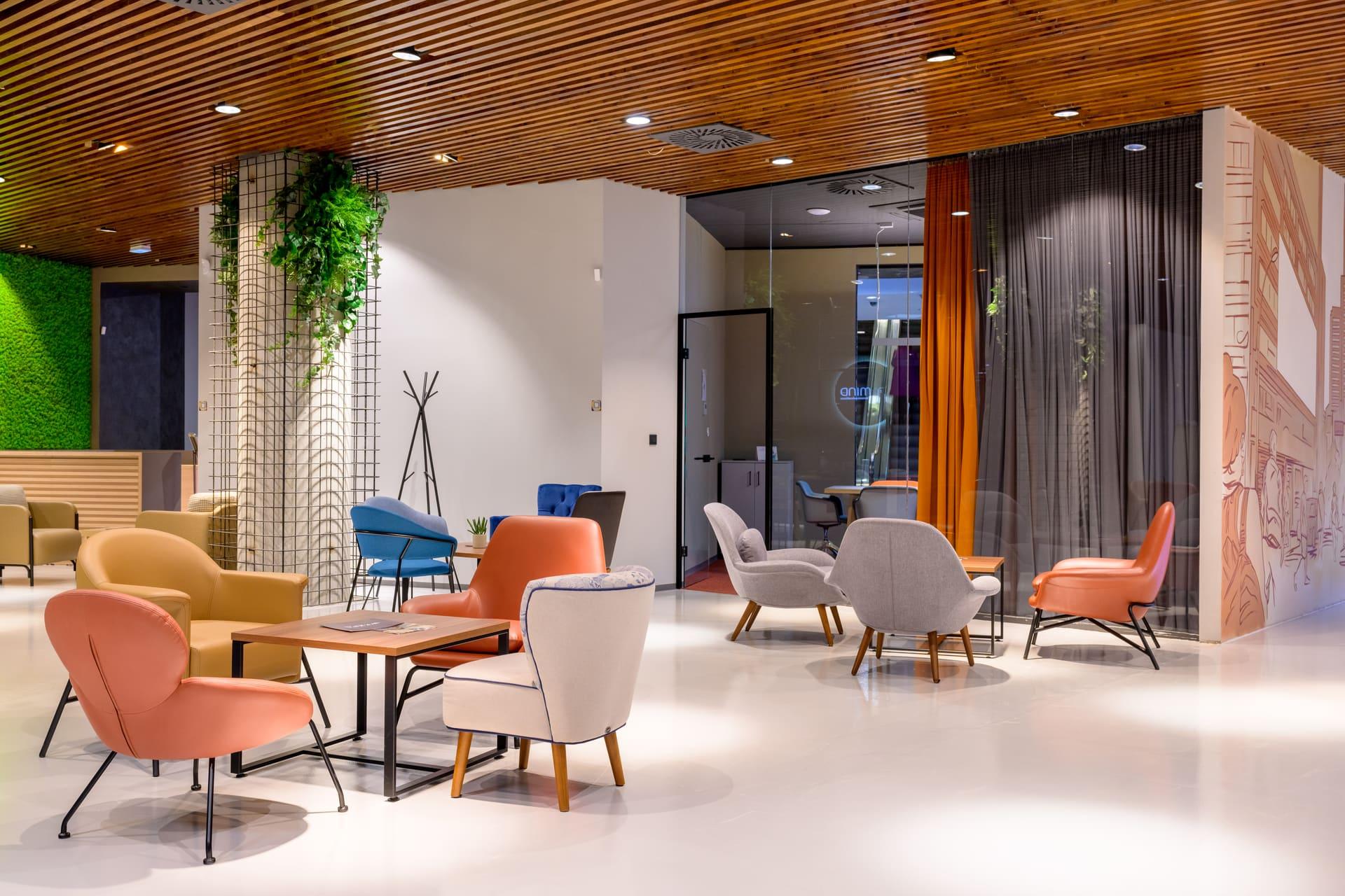 Business & Lounge 6